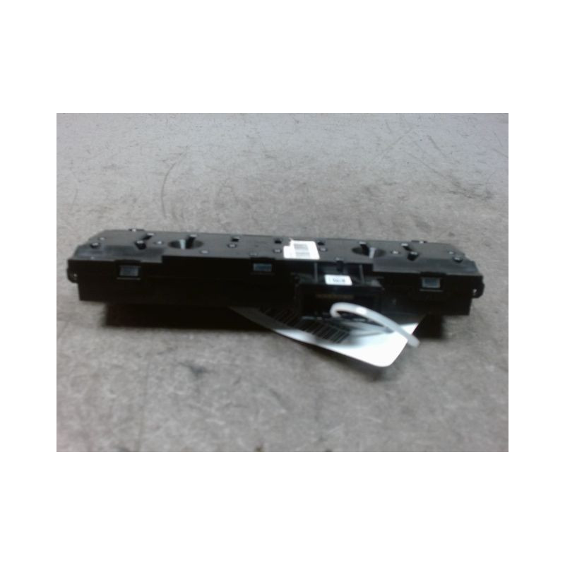 BOUTON DE WARNING RENAULT ZOE