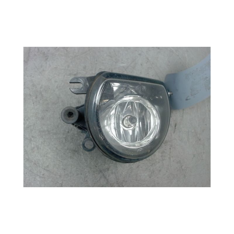 PHARE ANTIBROUILLARD AVANT GAUCHE AUDI A3 2003-