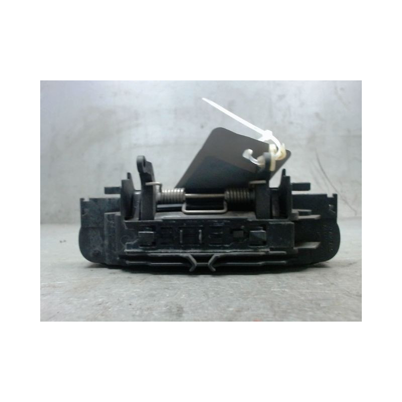 POIGNEE EXTERIEURE PORTE AVANT DROIT AUDI A3 2003-