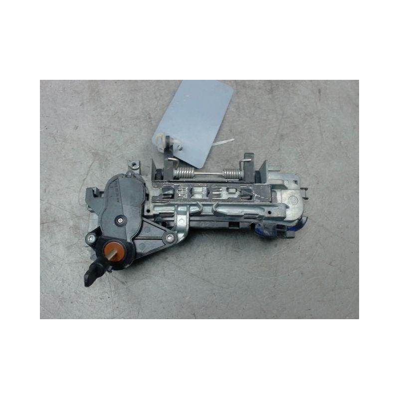 POIGNEE EXTERIEURE PORTE AVANT GAUCHE AUDI A3 2003-