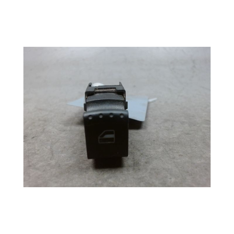 COMMANDE LEVE-GLACE PORTE ARD SKODA FABIA COMBI
