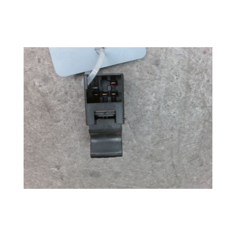 COMMANDE LEVE-GLACE PORTE ARD SKODA FABIA COMBI