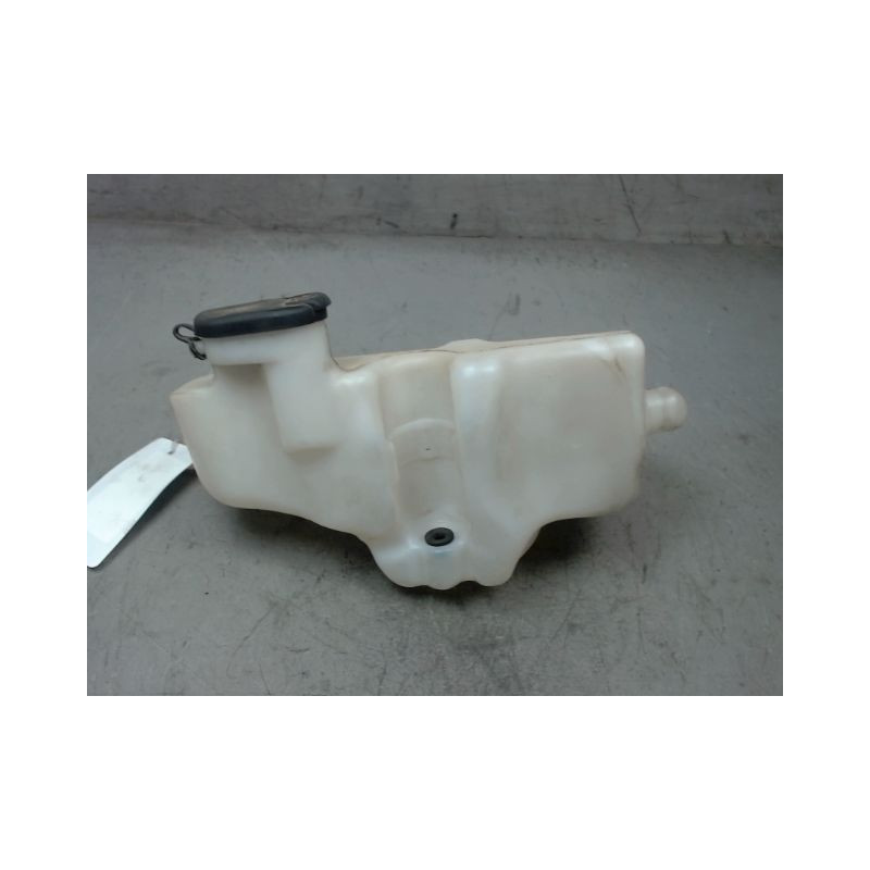 RESERVOIR LAVE-GLACE AVANT RENAULT CLIO II PH.1 98-2001