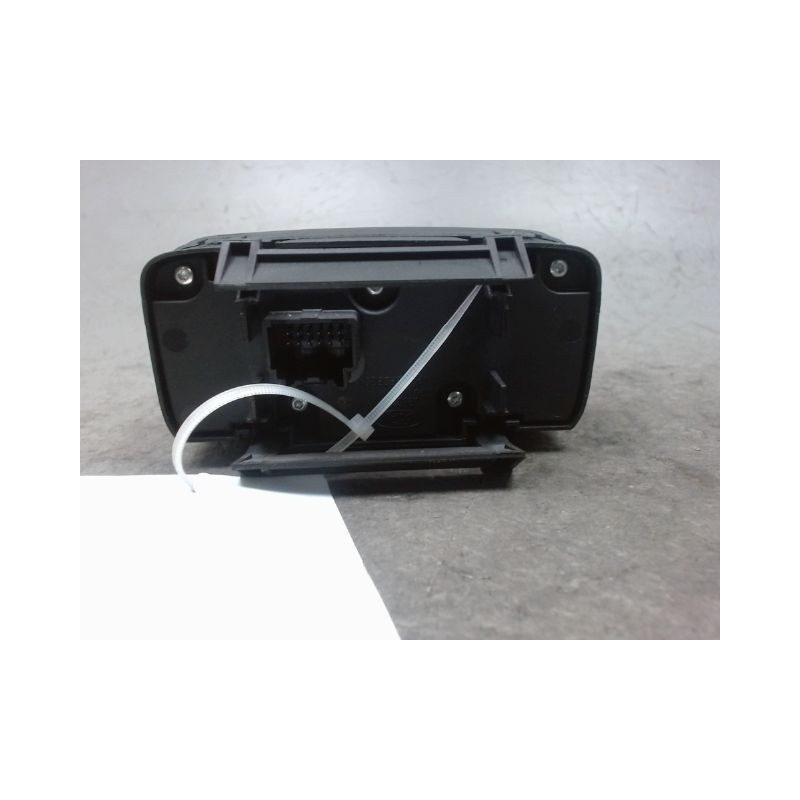 INTERIEUR COMMANDE PHARES FORD FIESTA 2008-