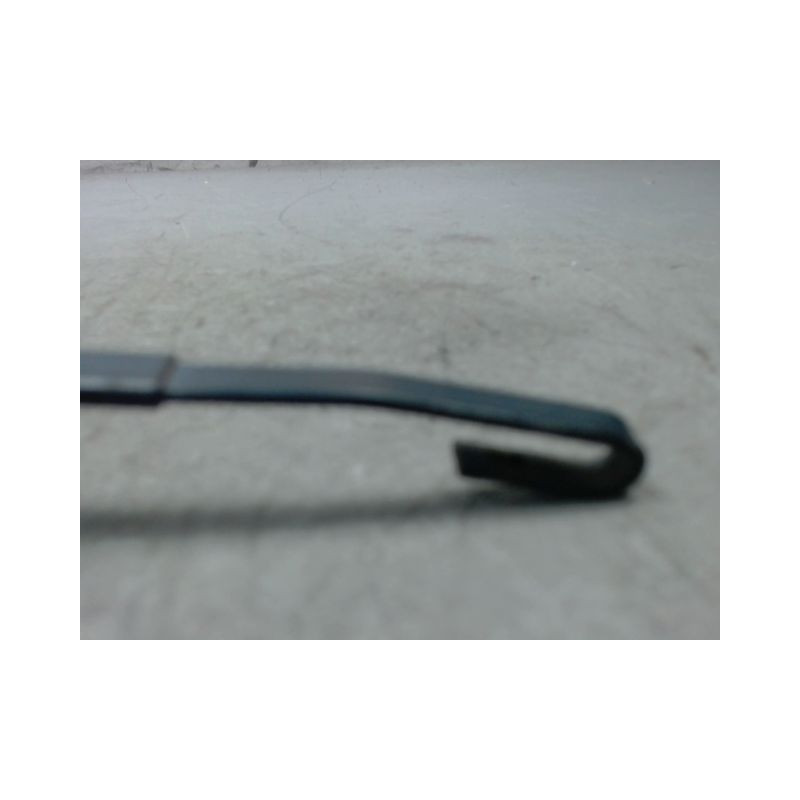 BRAS ESSUIE-GLACE ARRIERE VOLKSWAGEN POLO 99-2001