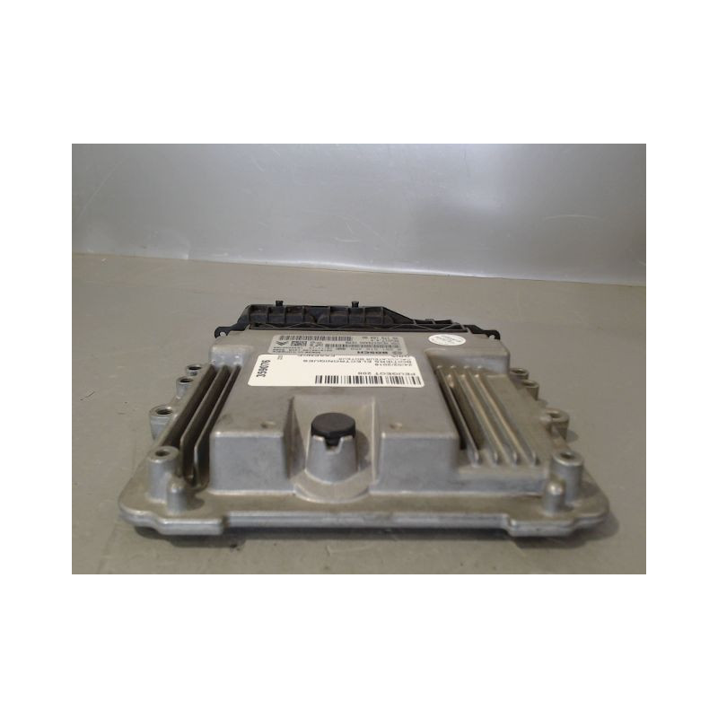 CALCULATEUR MOTEUR PEUGEOT 208