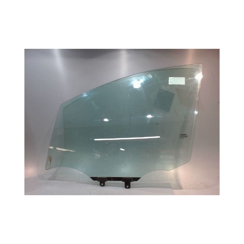 GLACE PORTE AVG NISSAN MICRA