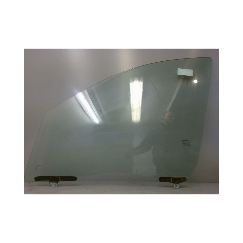 GLACE PORTE AVG RENAULT MEGANE