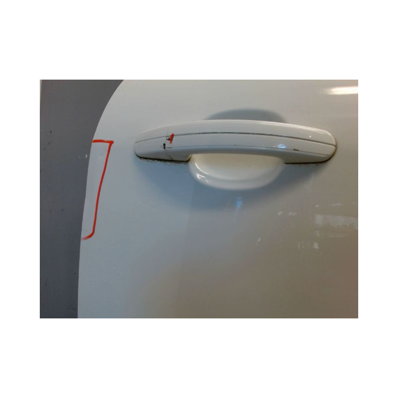 PORTE AVANT DROIT FORD FOCUS