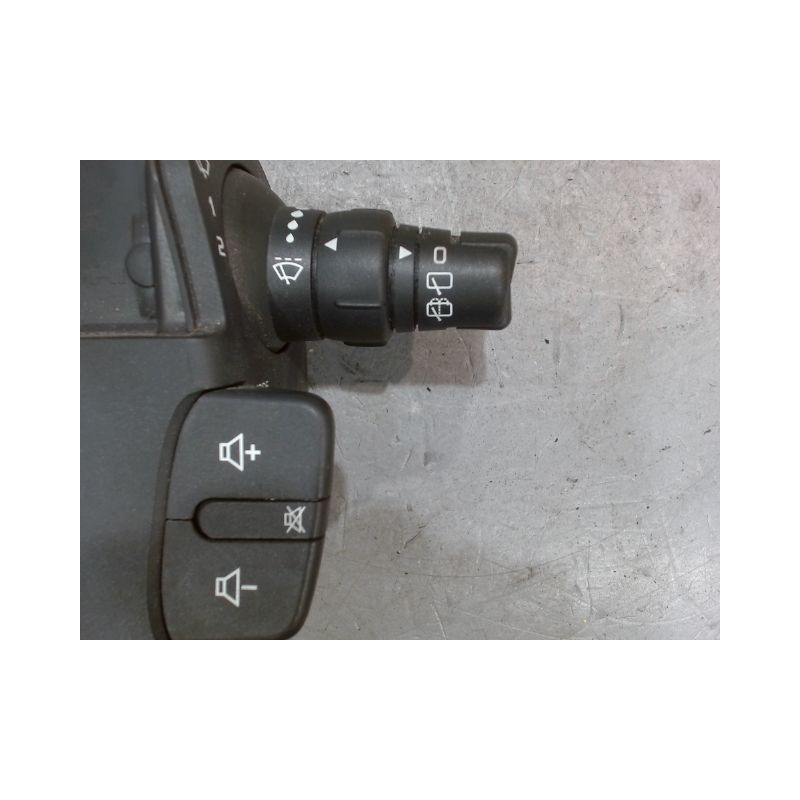 COMMANDE ESSUIE GLACE RENAULT CLIO