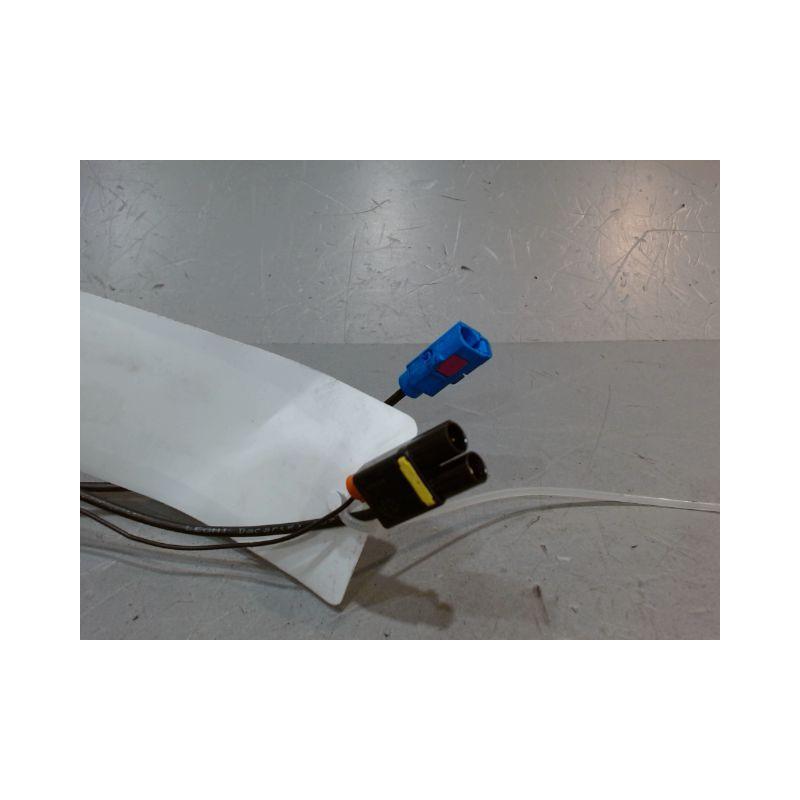 ANTENNE RADIO FORD FOCUS