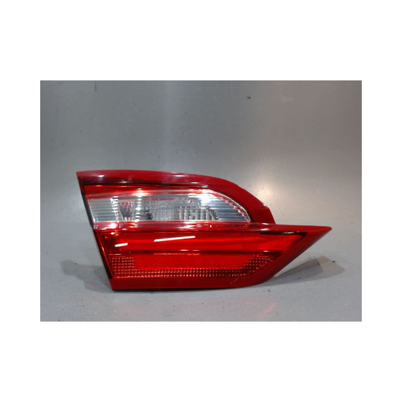 FEU ARRIERE INTERIEUR GAUCHE FORD FIESTA