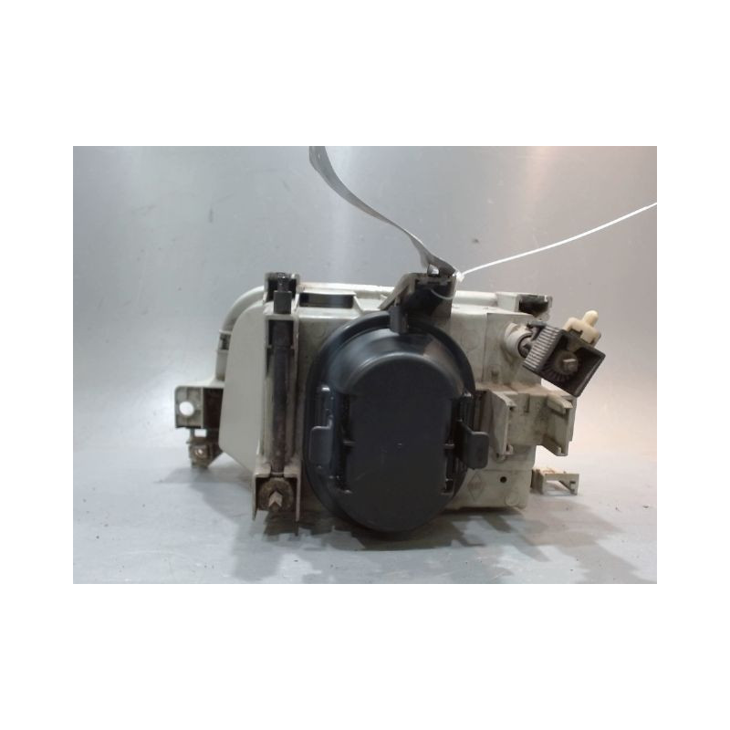 PHARE DROIT RENAULT CLIO