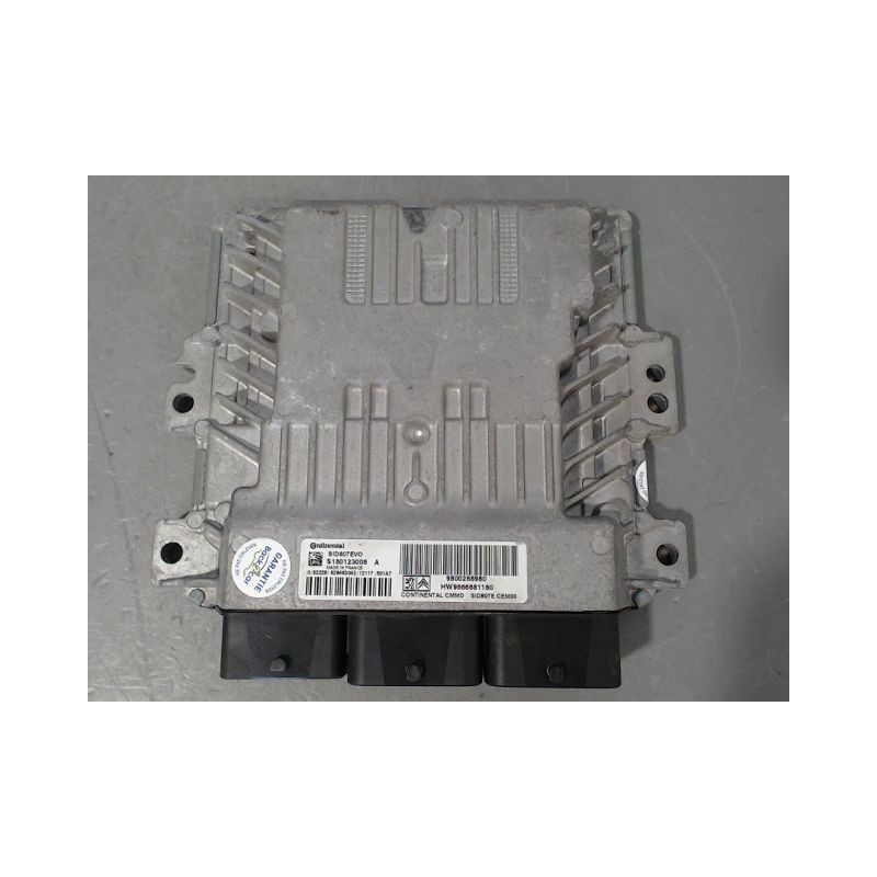 CALCULATEUR MOTEUR PEUGEOT 5008