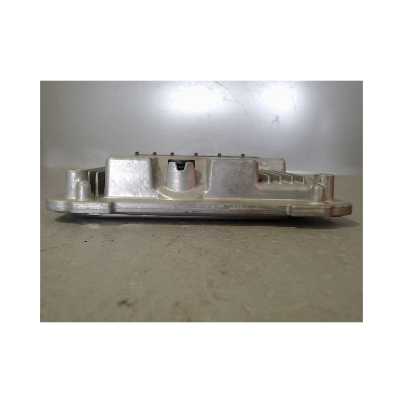 CALCULATEUR MOTEUR B.M.W. X1