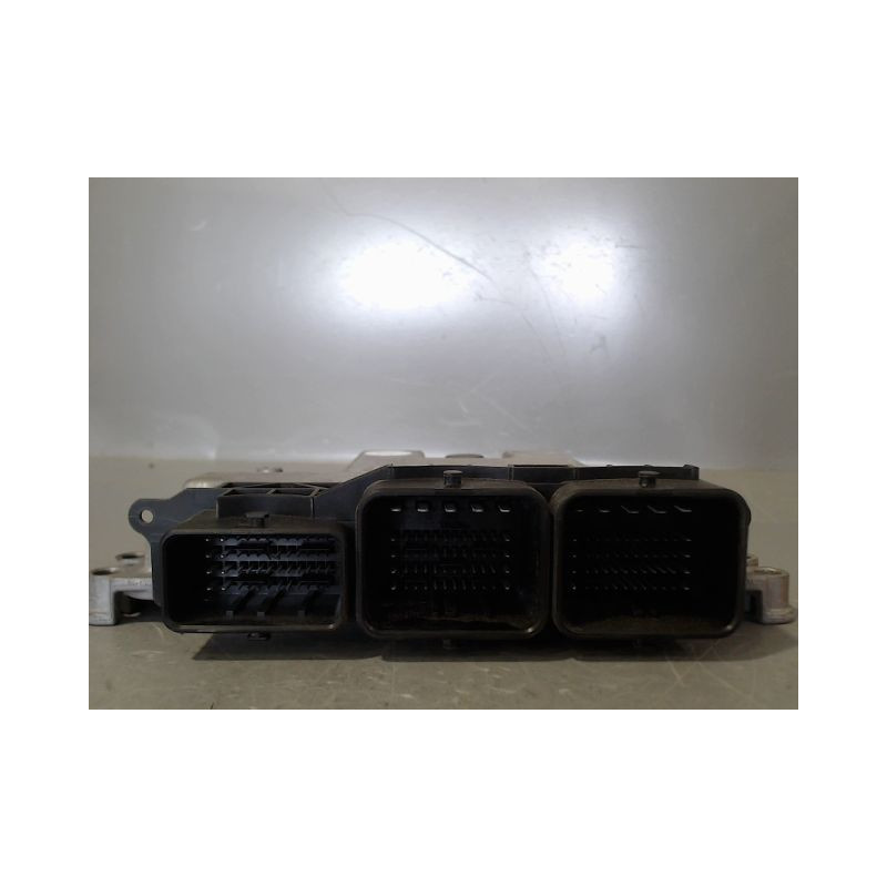 CALCULATEUR MOTEUR PEUGEOT 207