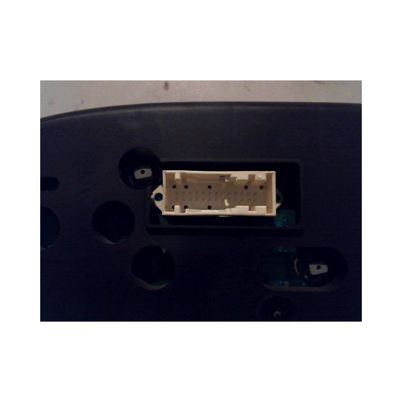BLOC COMPTEURS FORD FOCUS COUPE 04-07