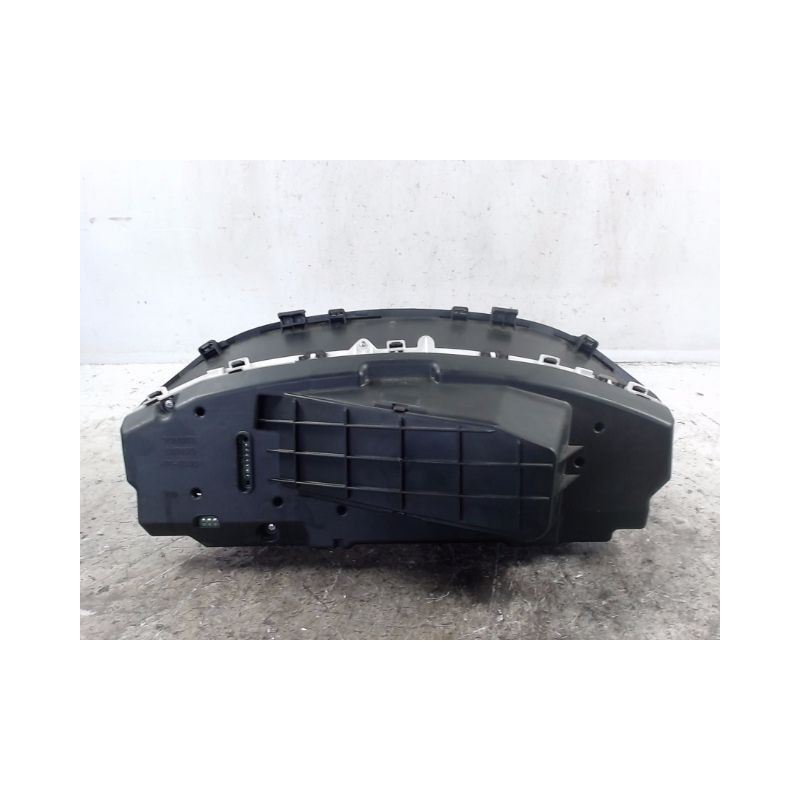 BLOC COMPTEURS TOYOTA YARIS II 2010-