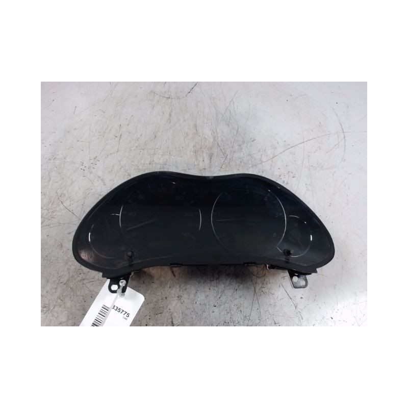 BLOC COMPTEURS TOYOTA AVENSIS 2003-