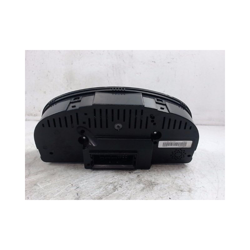 BLOC COMPTEURS VOLKSWAGEN CADDY COMBI 2004-