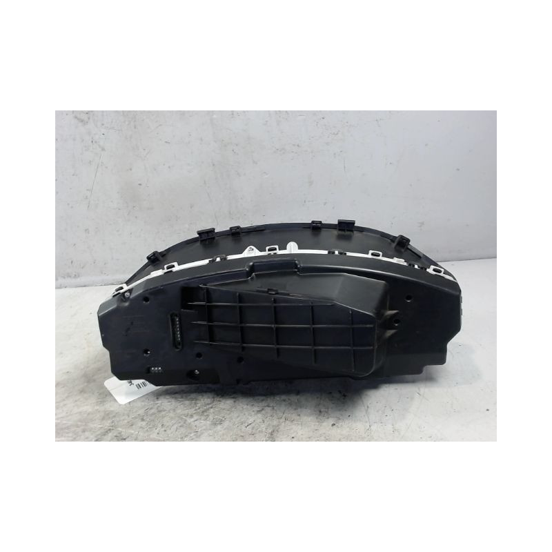BLOC COMPTEURS TOYOTA YARIS 2005-