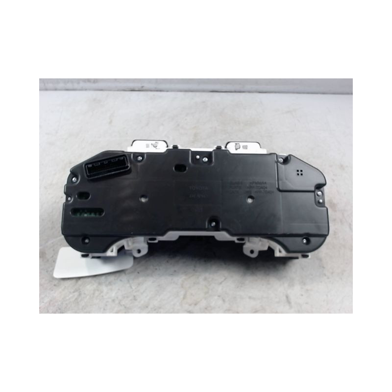BLOC COMPTEURS TOYOTA AURIS 2010-