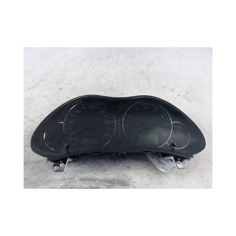 BLOC COMPTEURS TOYOTA AVENSIS 2003-
