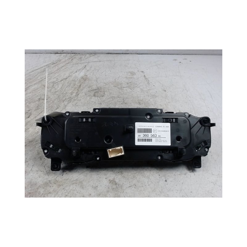 BLOC COMPTEURS PEUGEOT 208