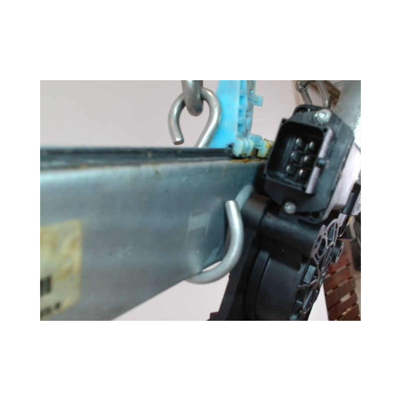 MECANISME+MOTEUR LEVE-GLACE AVANT DROIT OPEL CORSA D PHASE 1 DIESEL