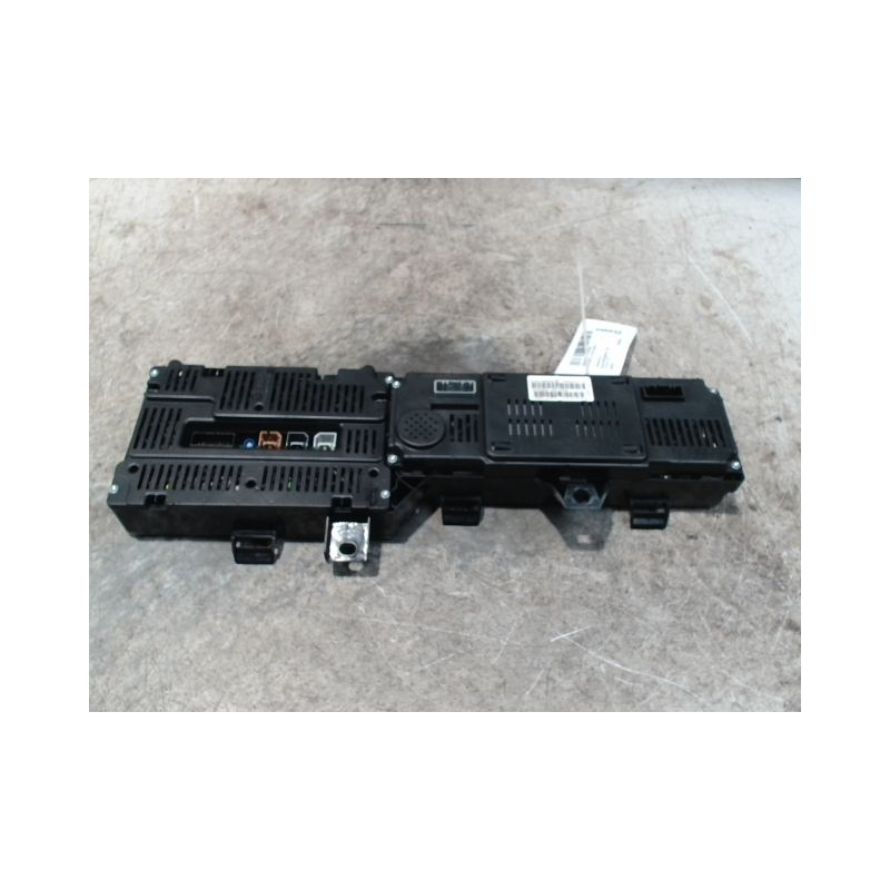 BLOC COMPTEURS RENAULT SCENIC III 2009-