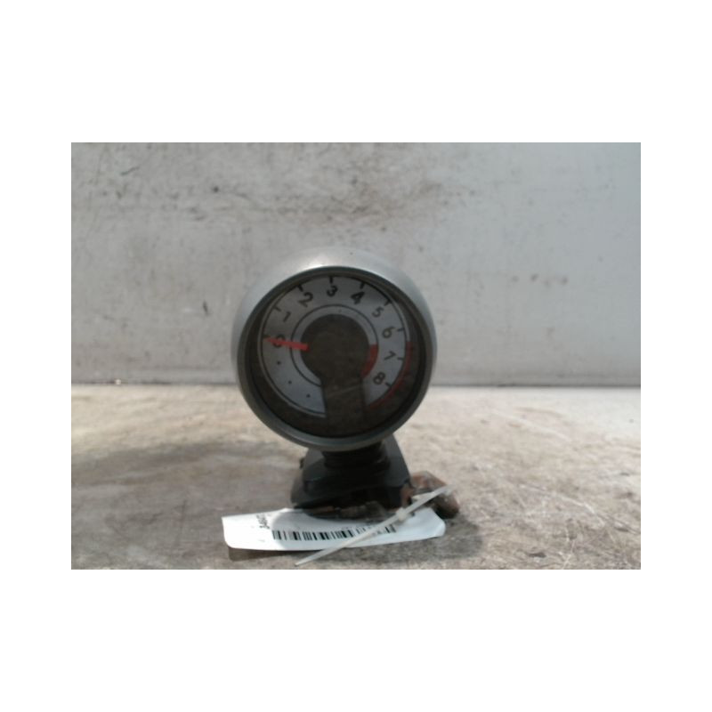 COMPTE TOURS PEUGEOT 107 3P