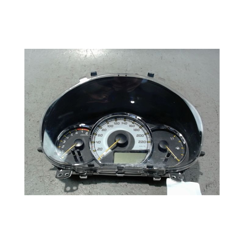 BLOC COMPTEURS TOYOTA YARIS 2005-