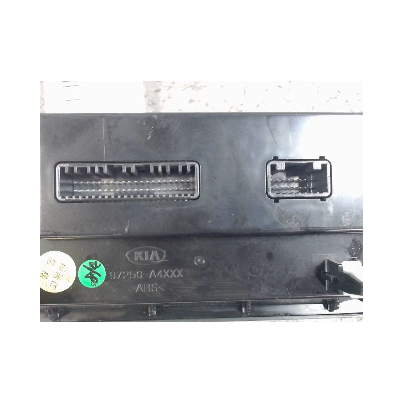 COMMANDE DE CHAUFFAGE KIA CARENS 2002-