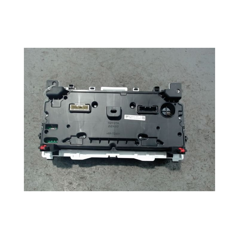 BLOC COMPTEURS TOYOTA YARIS CRO