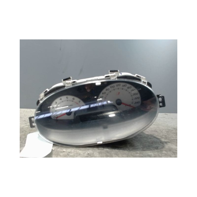 BLOC COMPTEURS TOYOTA YARIS 2003-