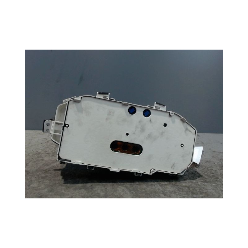 BLOC COMPTEURS TOYOTA YARIS 2003-