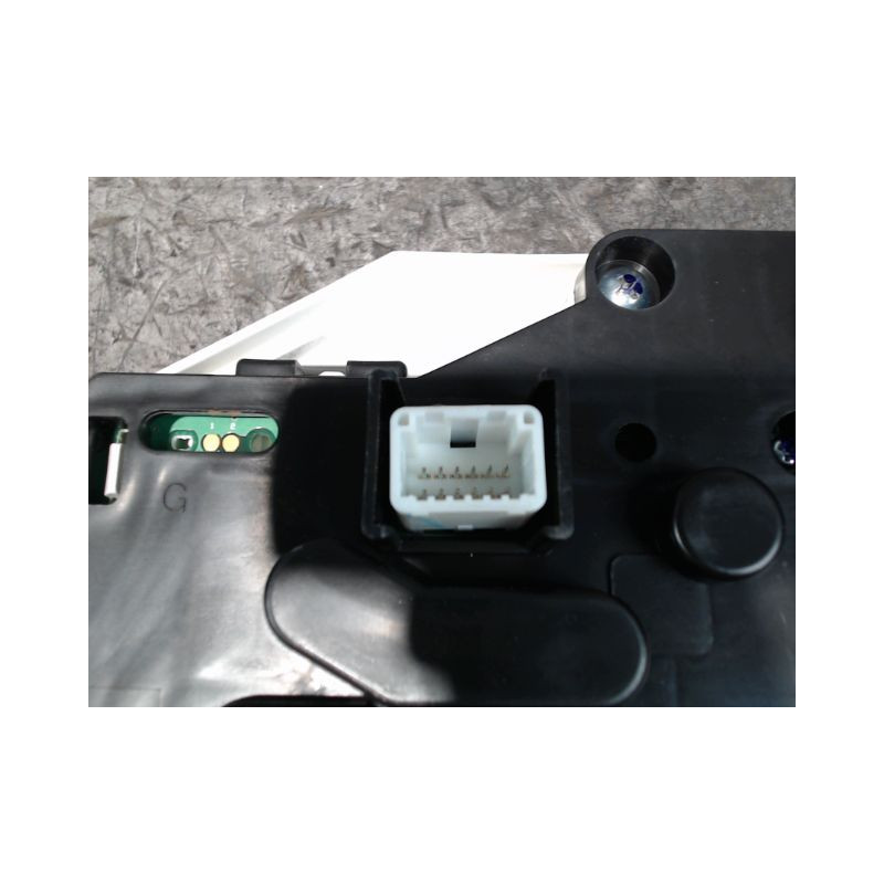 BLOC COMPTEURS NISSAN QHASQAI 2007-