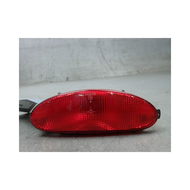FEU BROUILLARD CENTRAL ARRIERE PEUGEOT 206 3P