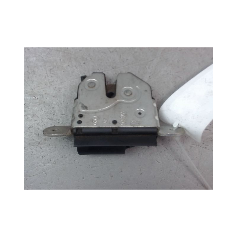 SERRURE HAYON  OPEL CORSA IV Phase 1 (D) 2006-2010