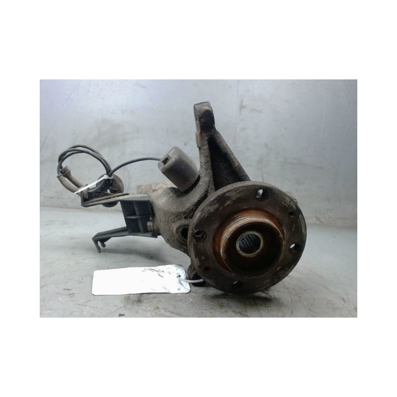 PIVOT AVANT GAUCHE PEUGEOT 206 5P