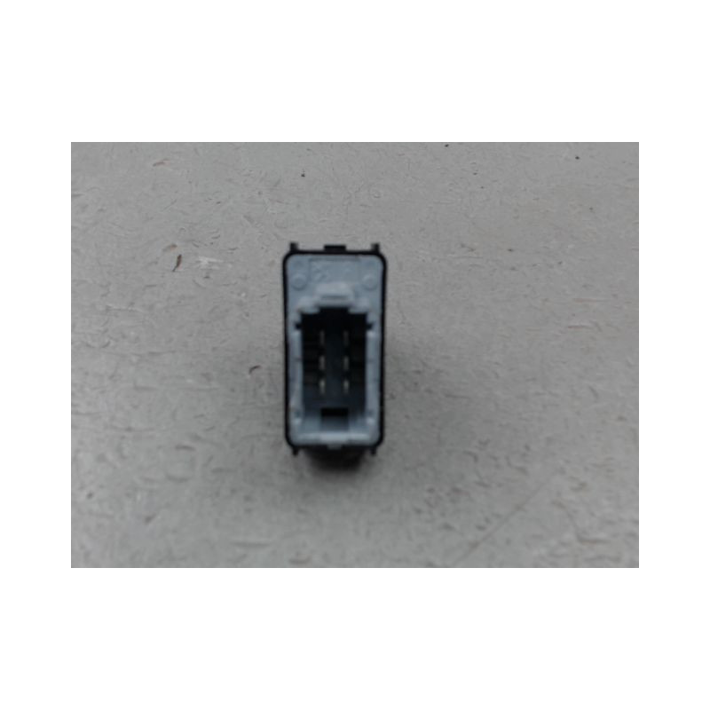 COMMANDE LEVE-GLACE PORTE AVD CITROEN BERLINGO
