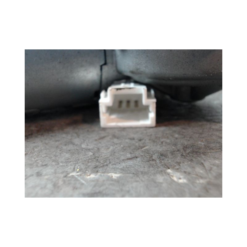 MOTEUR ESSUIE-GLACE ARRIERE NISSAN PULSAR