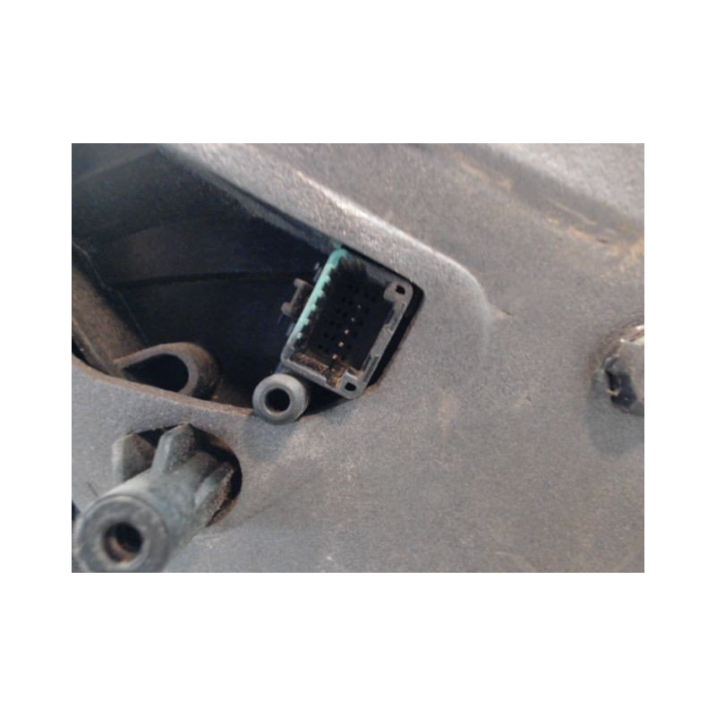 RETROVISEUR EXTERIEUR ELECTRIQUE GAUCHE RENAULT CLIO III 2005-