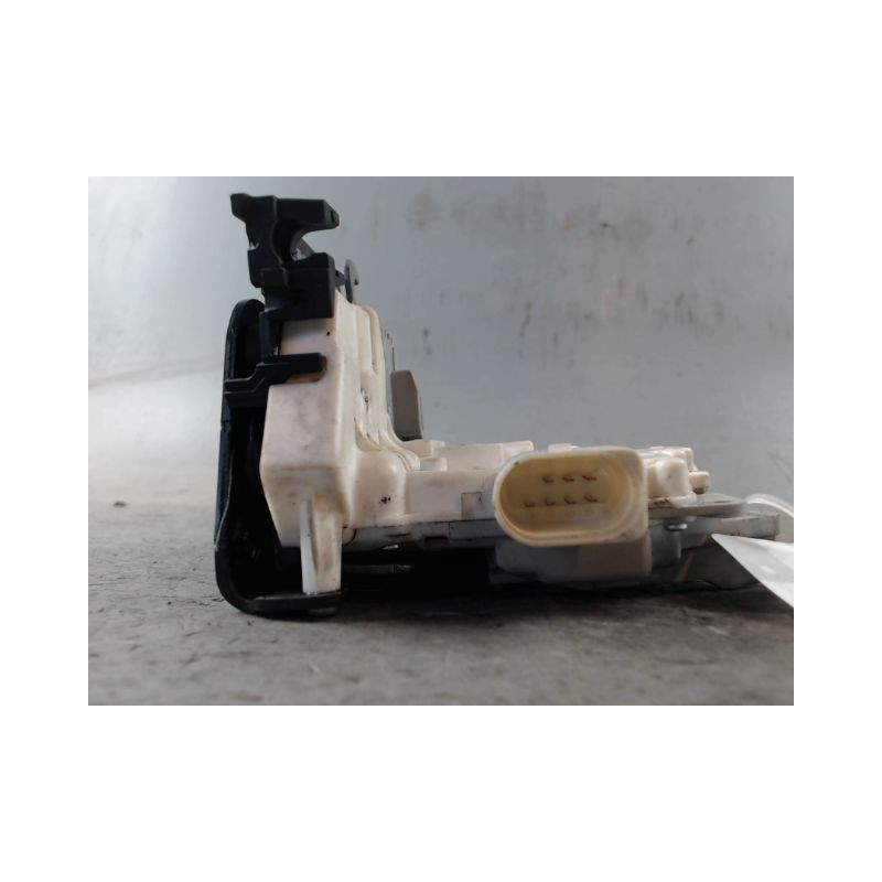SYSTEME CONDAMNATION ARRIERE DROIT SEAT LEON 2005-
