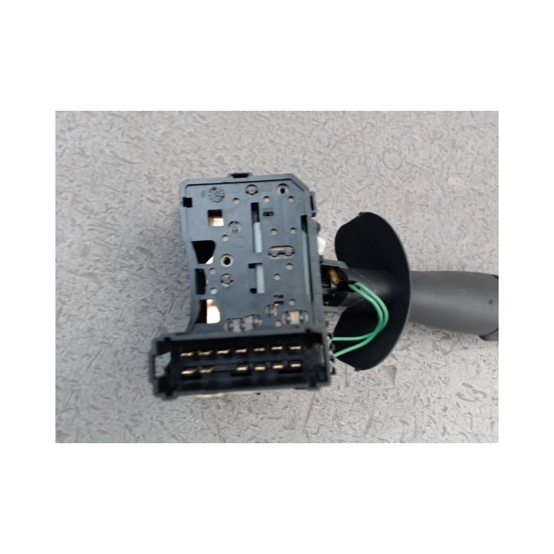 COMMANDE ESSUIE GLACE RENAULT TWINGO
