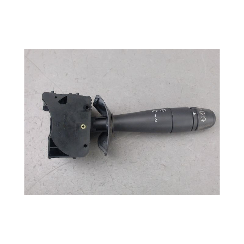 COMMANDE ESSUIE GLACE DACIA DUSTER
