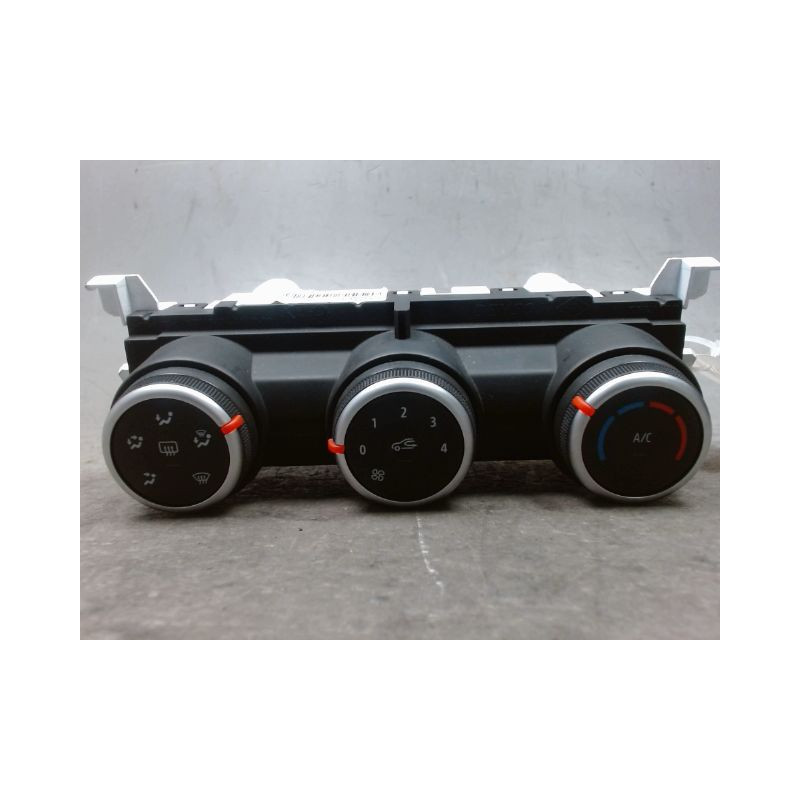 COMMANDE DE CHAUFFAGE RENAULT CAPTUR