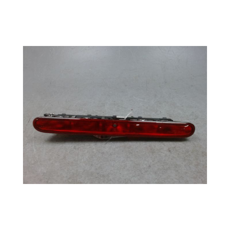 FEUX STOP SUPPLEMENTAIRE PEUGEOT 206+ 2009-