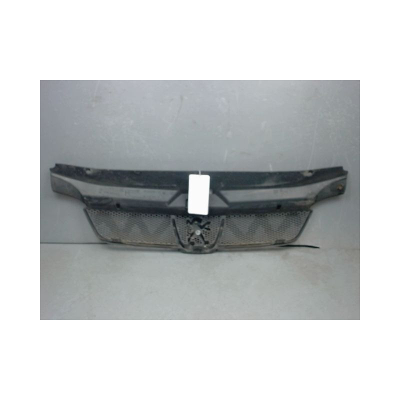 CALANDRE PEUGEOT 406 99-04