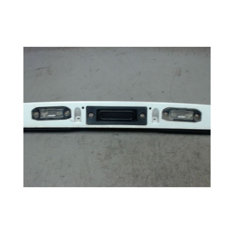 ECLAIREUR PLAQUE DE POLICE VOLVO V50
